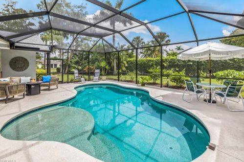 2232 Buckingham Ln, Naples FL exterior