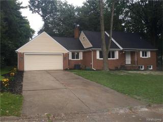 14210 Minock Dr, Detroit, MI 48239-2937