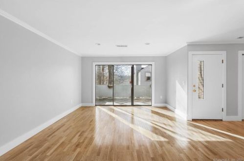 5 Apricot Ln, Ridgefield, CT 06877-3302