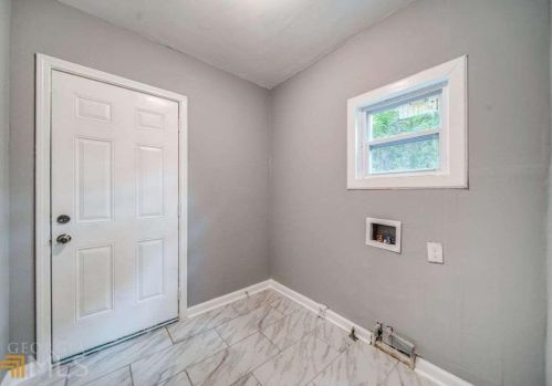 2935 Harlan Dr, Atlanta GA  30344-3705 exterior