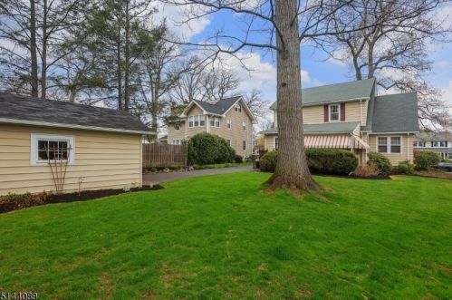 647 Coleman Pl, Westfield NJ 07090-4311 exterior