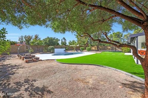 4233 Cholla St, Phoenix AZ  85029-3801 exterior