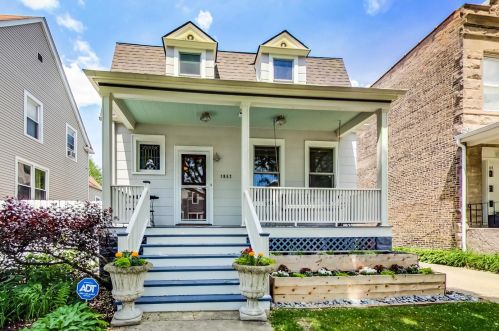 1952 Farragut Ave, Chicago, IL 60640-1035