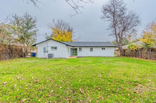 8703 Frst Grn Dr, Dallas TX 75243-4101 exterior