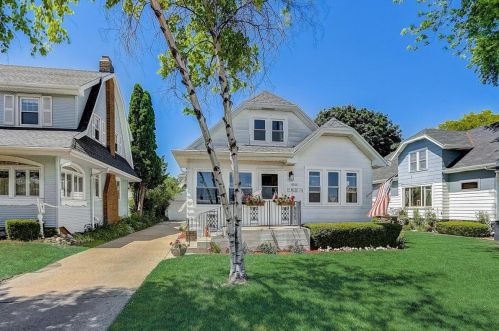 5006 Beloit Rd, Milwaukee WI 53214-5332 exterior