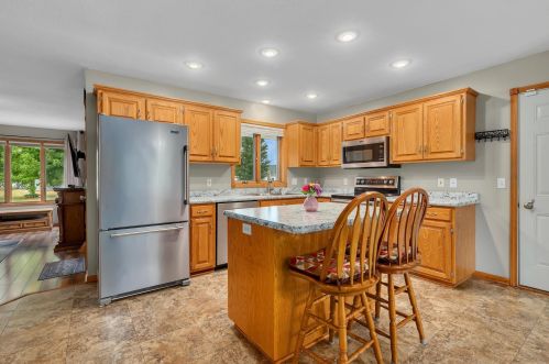 625 5th St, Richmond, MN 56368-8483