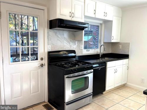 11929 Centerhill St, Silver Spring MD 20902-1155 exterior