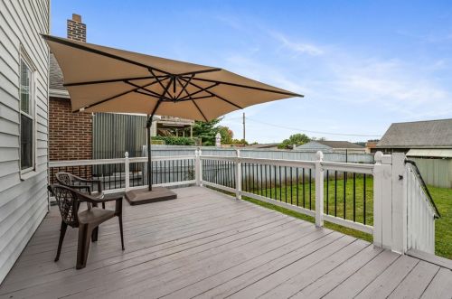 4128 Gladstone St, Pittsburgh PA 15207-1424 exterior