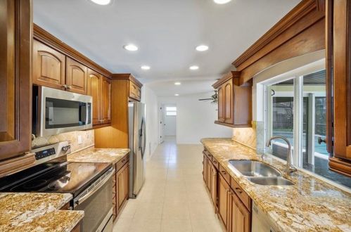 1423 14th St, Boca Raton, FL 33486-5315