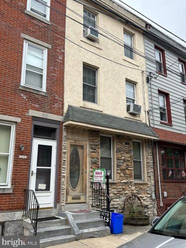 2160 Cumberland St, Philadelphia PA 19125-2245 exterior