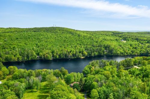 31 Sunset Ave, Concord NH 03301-2730 exterior