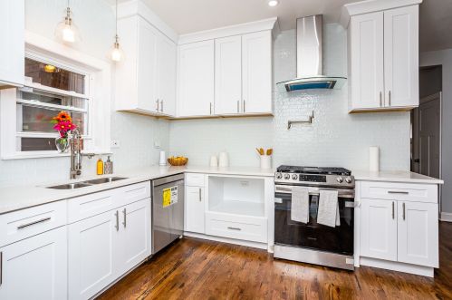 6756 Prairie Ave, Chicago IL  60637-4033 exterior