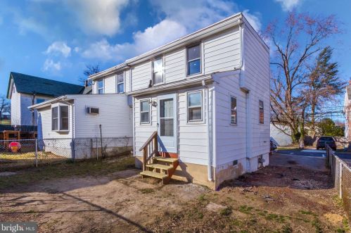 20 7 St, Chester PA 19013-6016 exterior