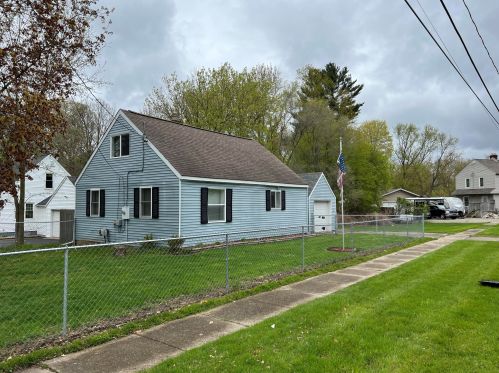 5007 Keyes Dr, Kalamazoo MI  49004-1572 exterior