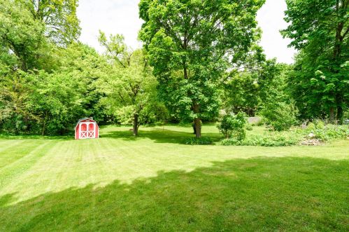 829 Parchmount Ave, Kalamazoo MI 49004-2055 exterior