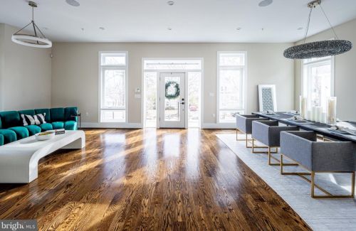 1270 Lawrence St, Washington DC  20017-4027 exterior