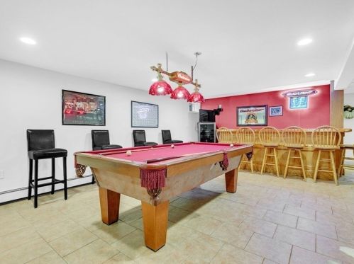 168 Lake St, Peabody MA  01960-4722 exterior