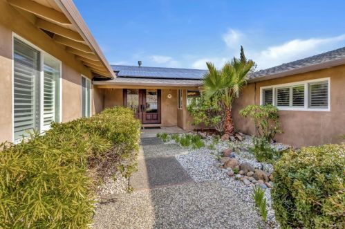 6582 Gillis Dr, San Jose, CA 95120-4625