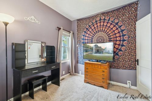 1238 Richmond St, Grand Rapids MI 49504-2762 exterior