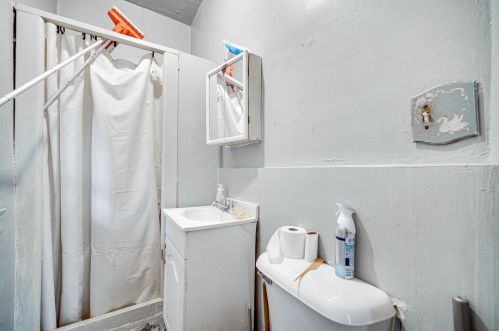 8956 Aberdeen St, Chicago IL 60620-3547 exterior