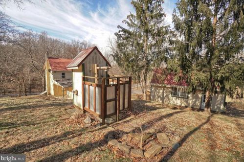 3107 Flint Hl Rd, Adamstown MD 21710-9210 exterior