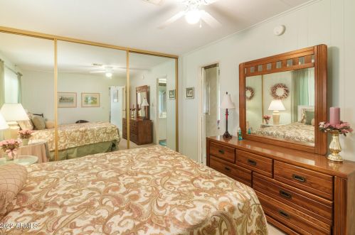 25418 Montana Ave, Chandler AZ 85248-6476 exterior