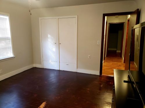 1663 5 St, Meskegon MI 49441-2613 exterior