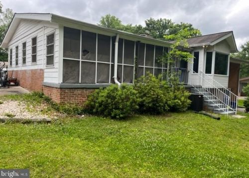 2116 Parker Ave, Silver Spring, MD 20902-1931