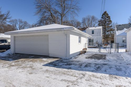 3419 90, Milwaukee WI 53214-4223 exterior