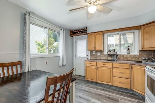 255 Melville Rd, Huntington Station NY 11746-7602 exterior