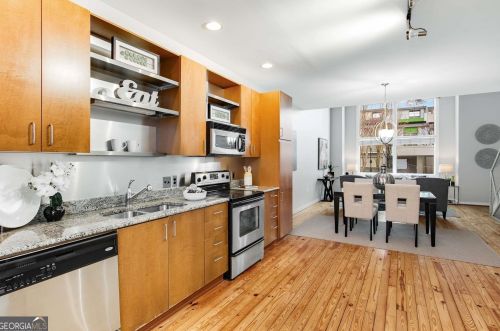 1269 Mackintosh Park, Atlanta GA 30318-4172 exterior