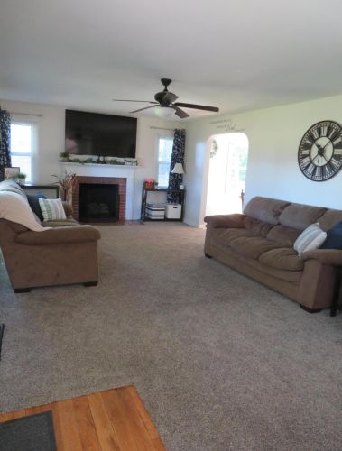 3435 Troy Rd, Springfield OH  45504-4335 exterior