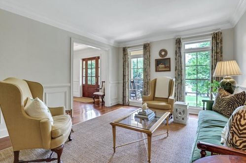 1130 Heards Fry Rd, Atlanta GA 30328-4733 exterior