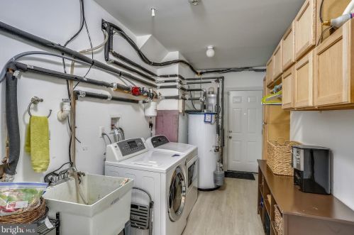 603 Dartmouth Ave, Silver Spring MD 20910-4265 exterior