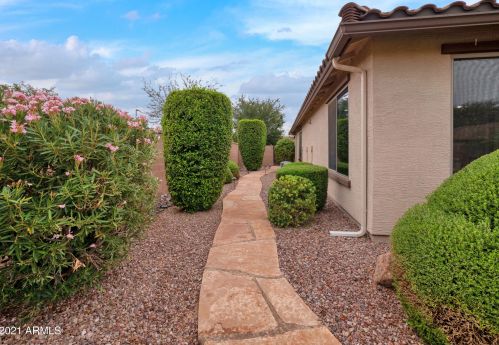 73 Crescent Way, Chandler AZ  85248-5150 exterior