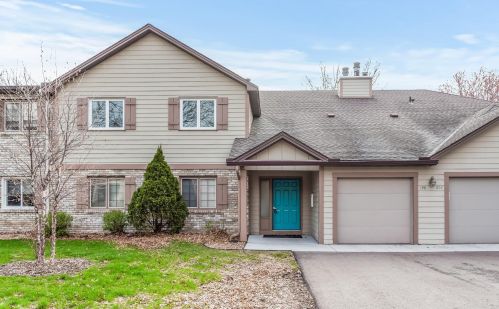 198 Galtier Pl, Saint Paul, MN 55126-2163