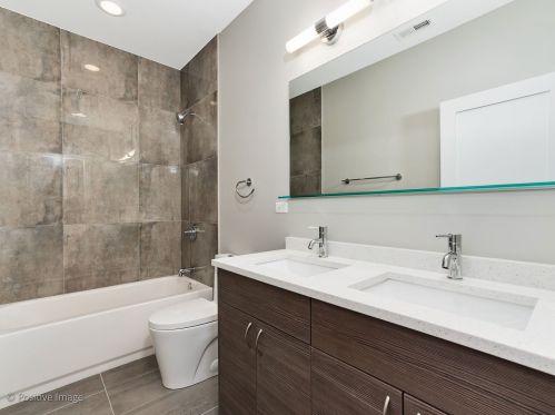 1728 Talman Ave, Chicago IL  60647-5224 exterior