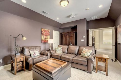 309 Emerald Rdg Dr, Austin TX 78732-1235 exterior