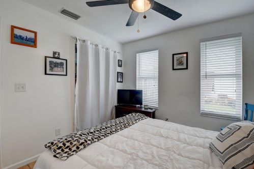 23 Las Flores, Boynton Beach FL 33426-8808 exterior