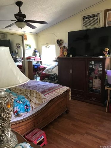 27260 Jarvis St, Perris CA 92570-8677 exterior