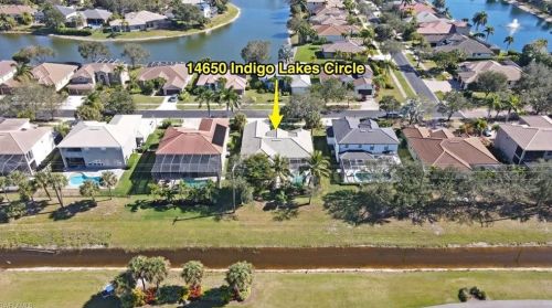 14650 Indigo Lk Cir, Naples FL 34119-4821 exterior