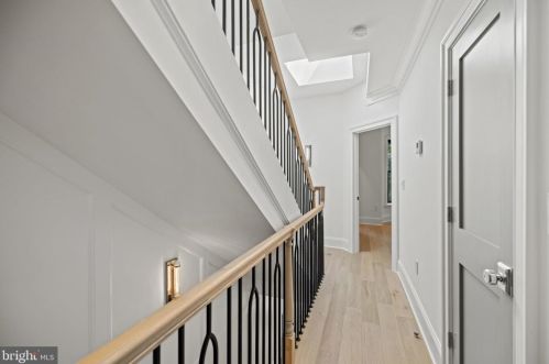 1632 15th St, Washington DC  20009-3850 exterior