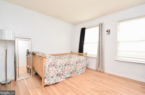 336 Schafer Blvd, New Castle DE 19720-8857 exterior