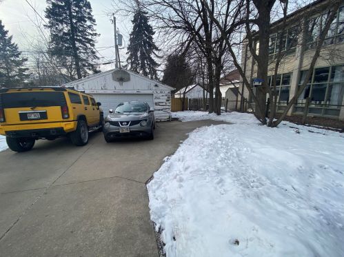 7715 Center St, Milwaukee WI  53222-5028 exterior