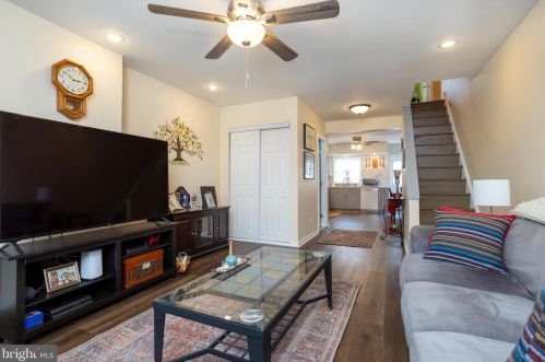 202 Daly St, Philadelphia PA 19148-3329 exterior