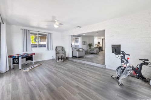 1490 Ala Leleu St, Honolulu HI  96818-1515 exterior