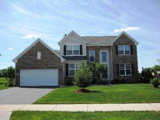 1021 Biltmore Dr, Hoffman Estates IL  60120-7550 exterior