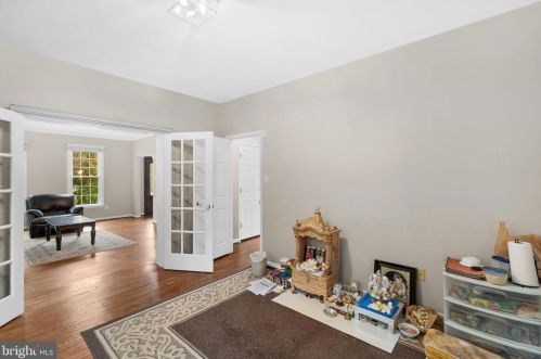 10158 Bracken Dr, Ellicott MD  21042-1675 exterior