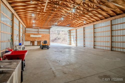 5063 Grand Riv Dr, Grand Rapids MI 49525-9768 exterior