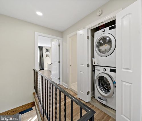 1804 4th St, Philadelphia PA  19122-2202 exterior